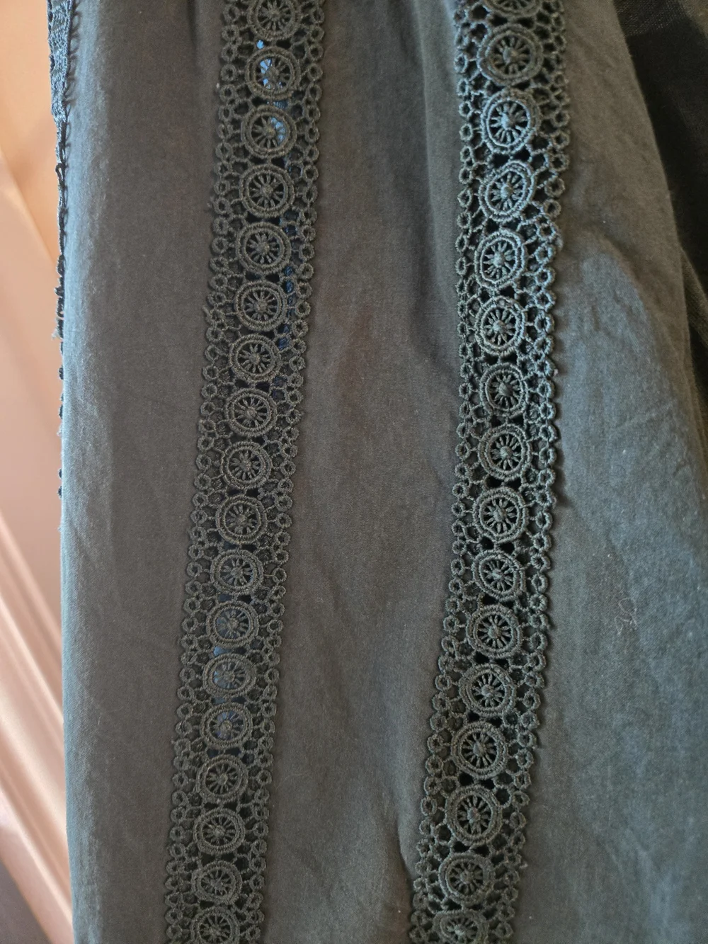 Anthropologie chela lace